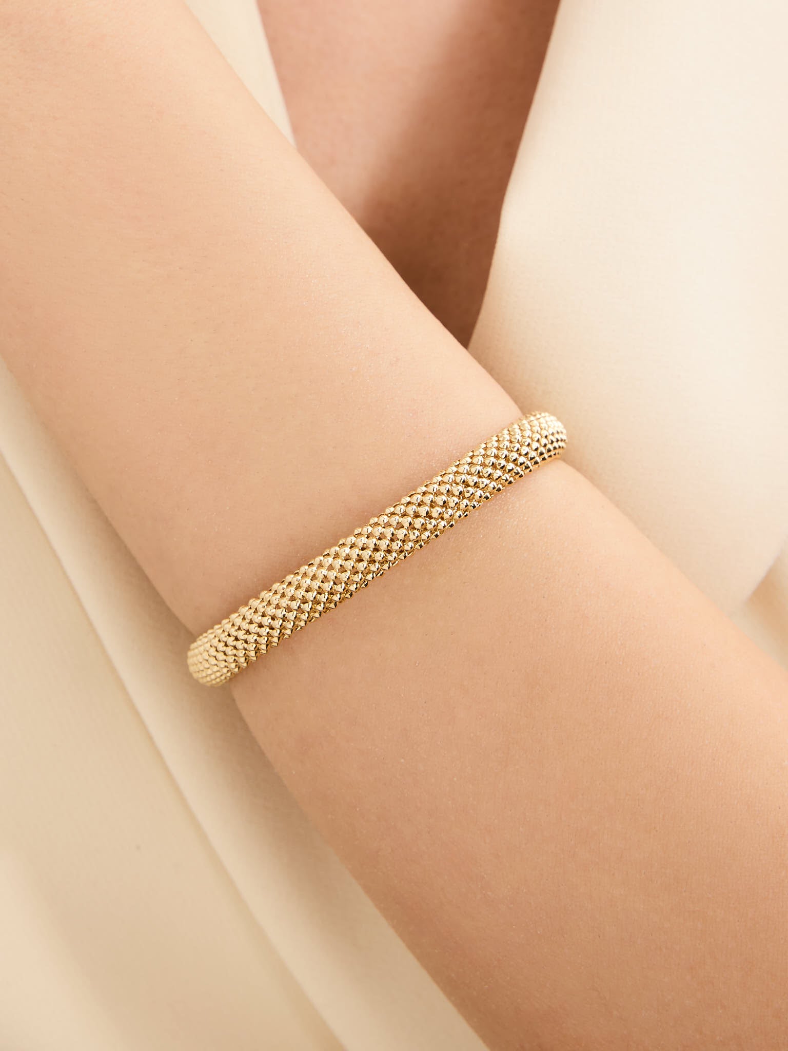 8.53 Gr. The Tiny Altın Hasır Bileklik