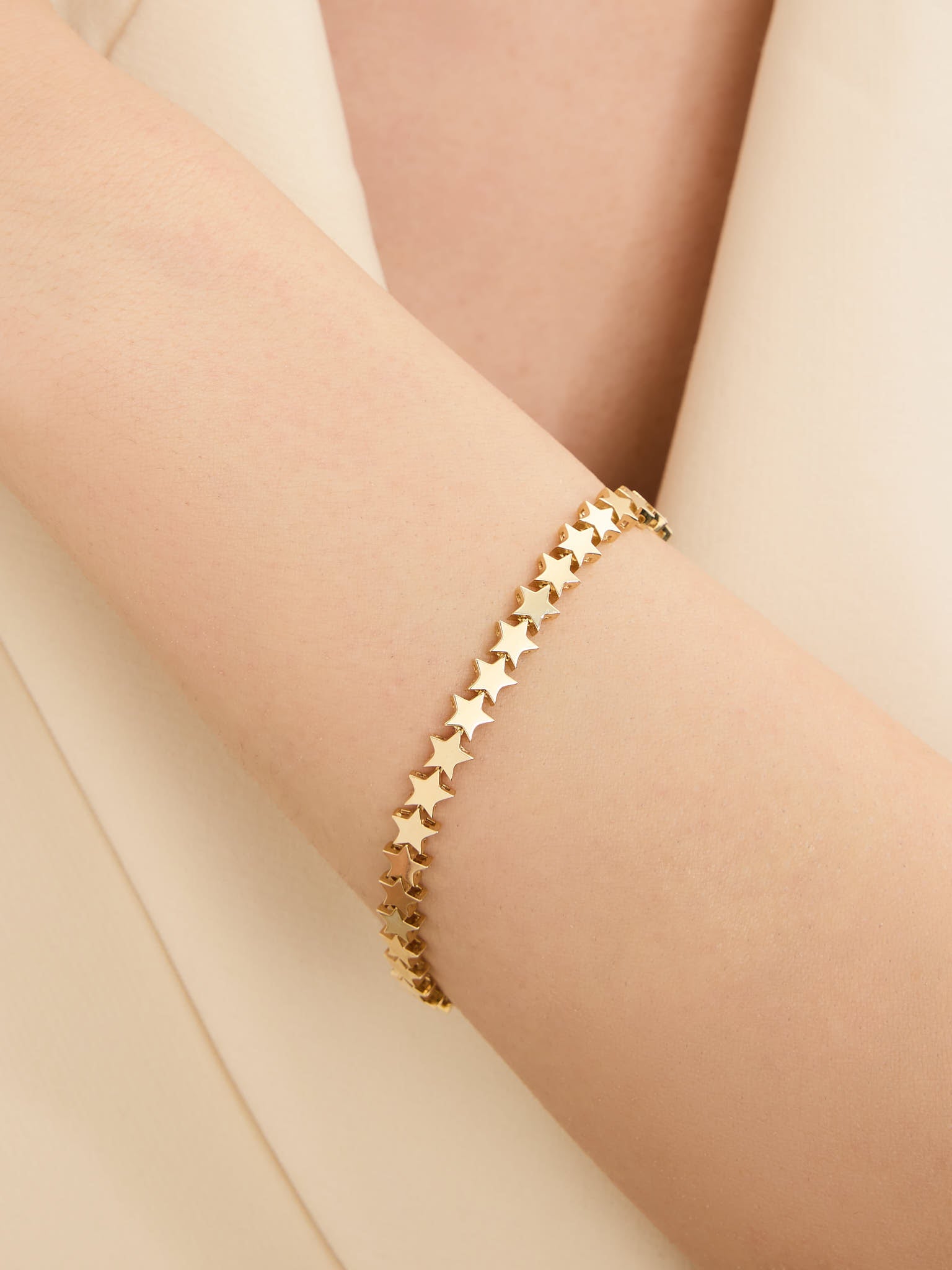 9.17 Gr. Star Line Altın Bileklik