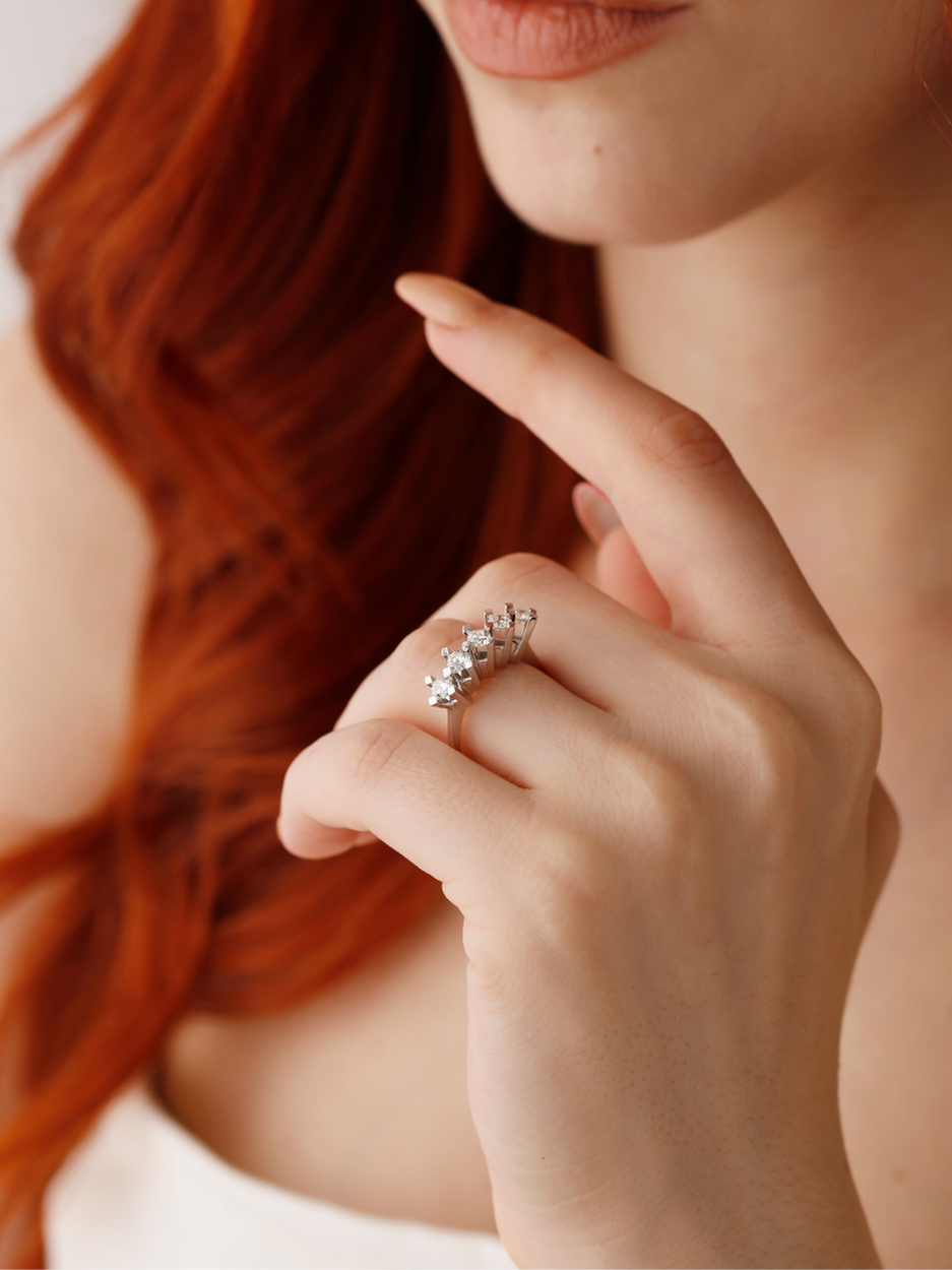 3.95 Gr. Bride Beş Taş Altın Yüzük