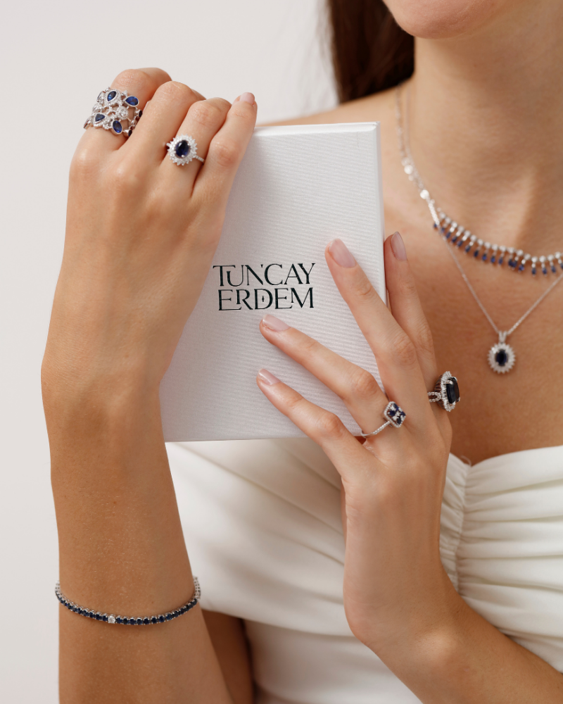 7.38 Karat Canopus Safir Pırlanta Oval Yüzük