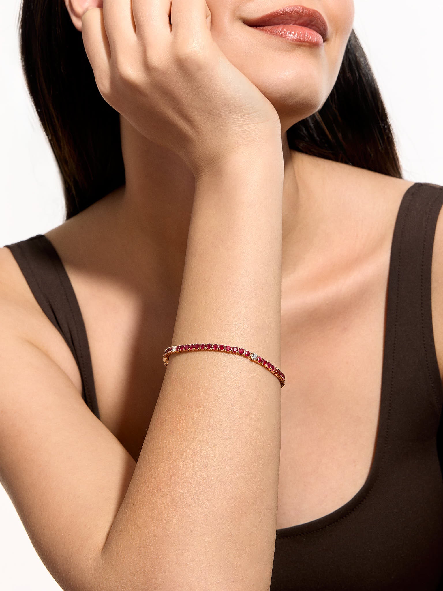 7.54 Karat Marcellis Yakut Suyolu Bileklik