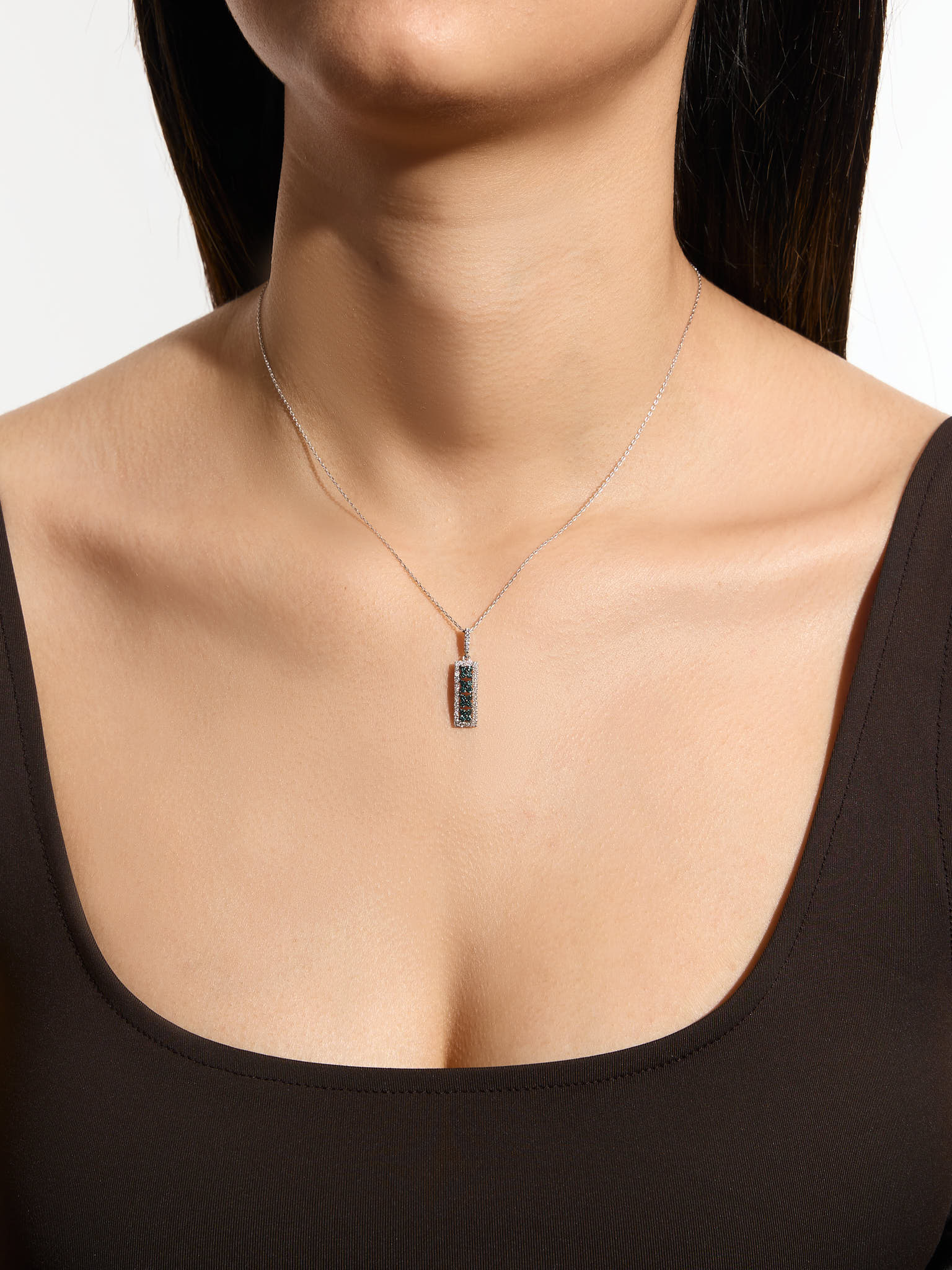 0.52 Karat Orivale Pırlanta Kolye