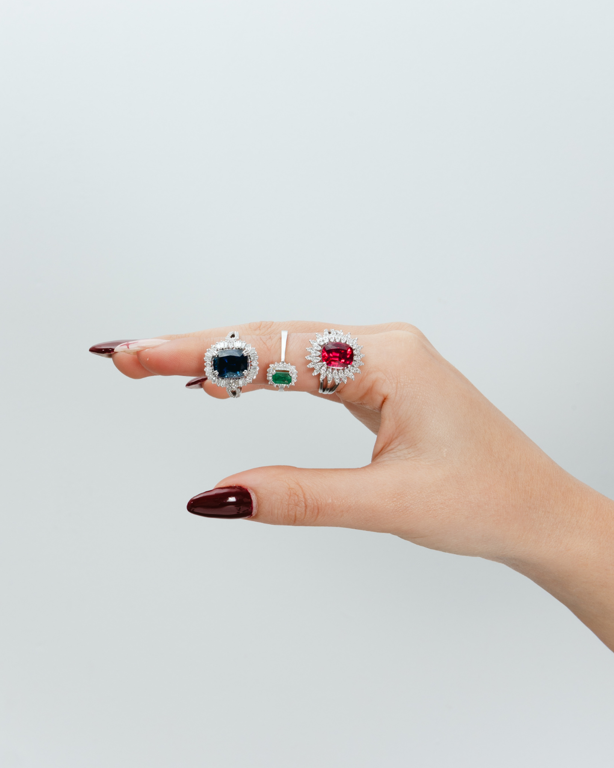 7.38 Karat Canopus Safir Pırlanta Oval Yüzük