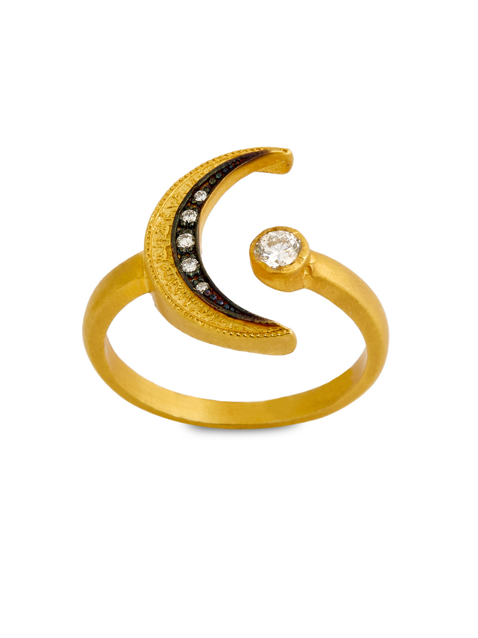 0.19 Karat Hilal Pırlanta Yüzük