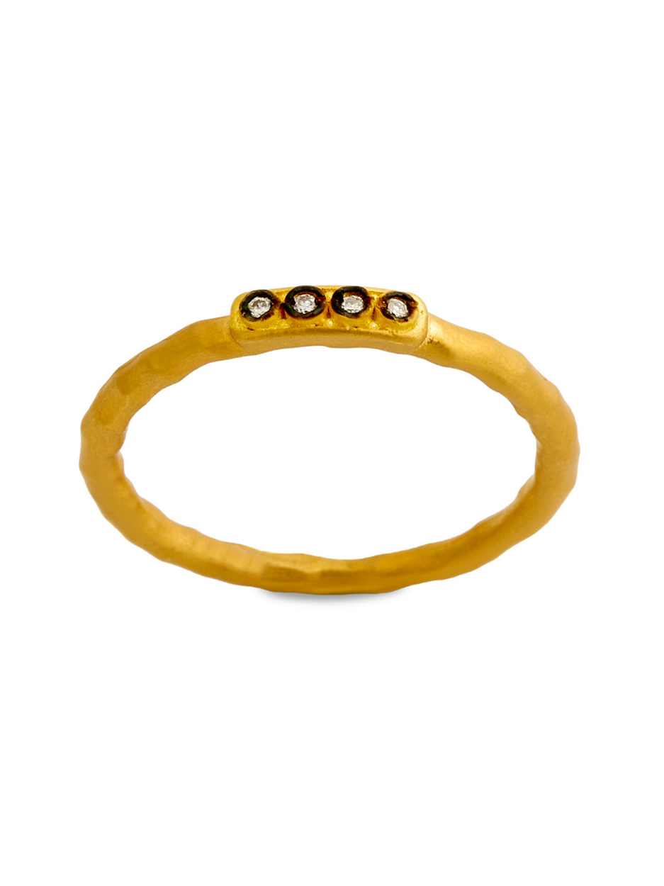 0.02 Karat Halo Pırlanta Yüzük