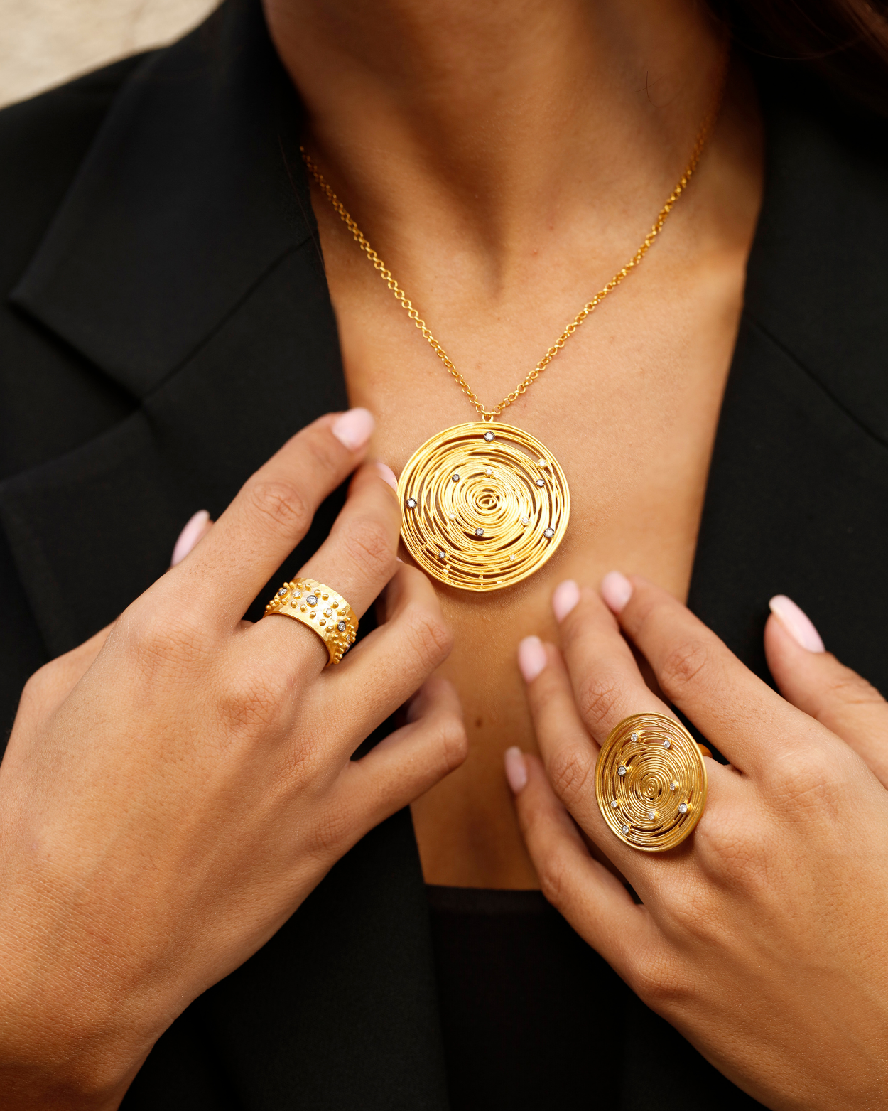 17.75 Gr. Universe Altın Kolye