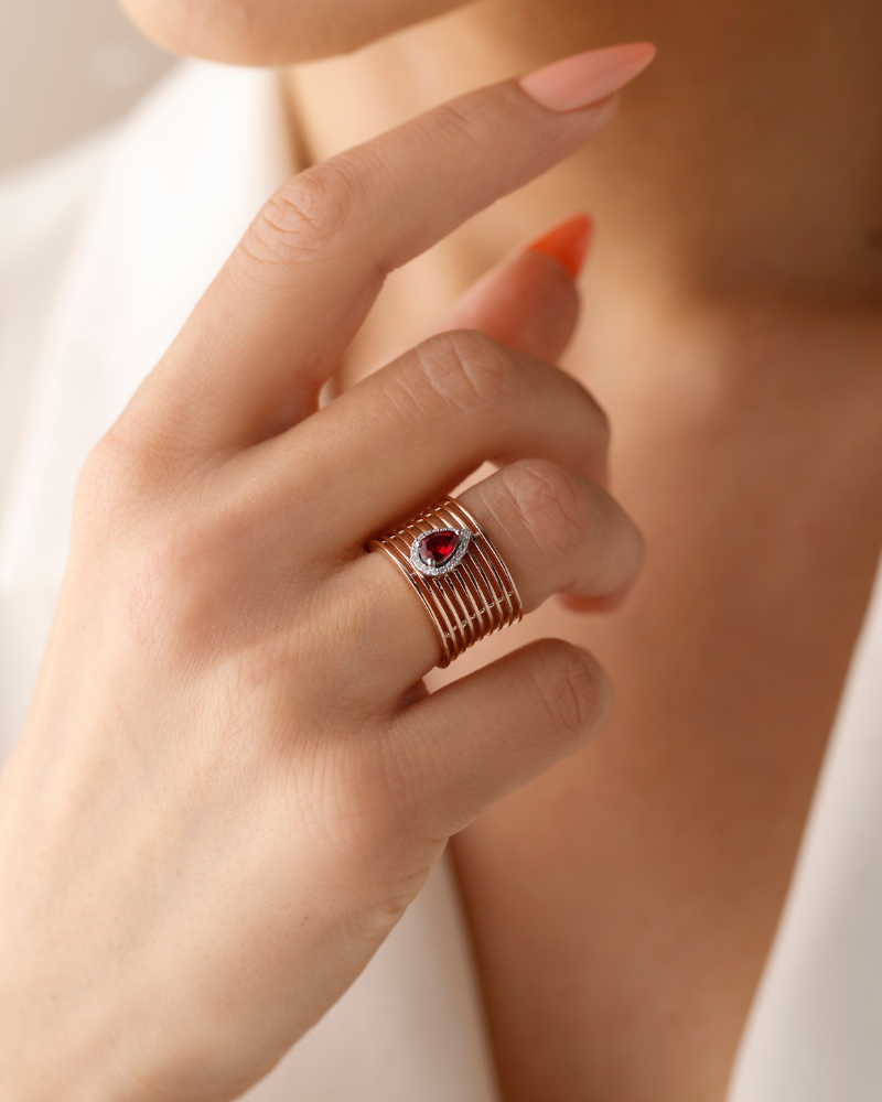 0.55 Karat Rubyier Pırlanta Yüzük