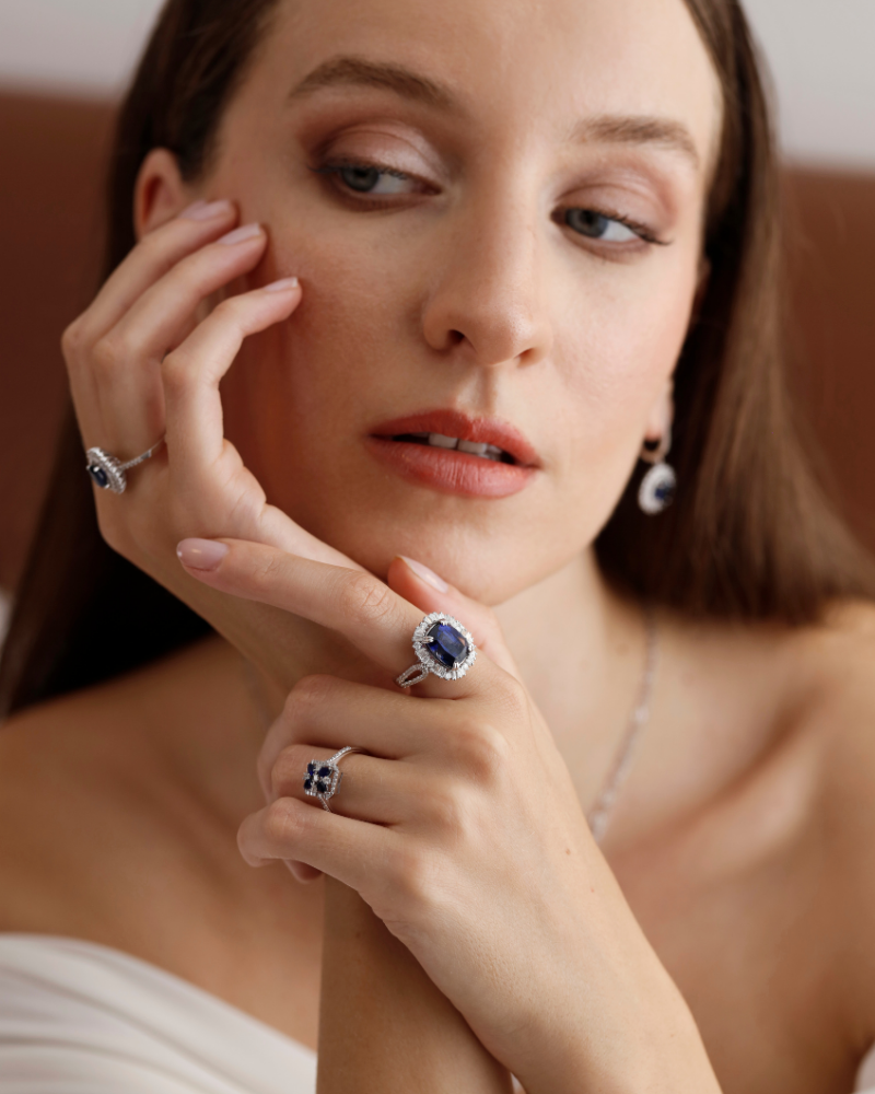 7.38 Karat Canopus Safir Pırlanta Oval Yüzük