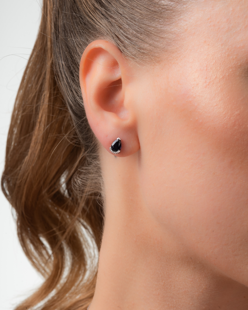 2.71 Karat Sapphire Pear Pırlanta Stud Küpe