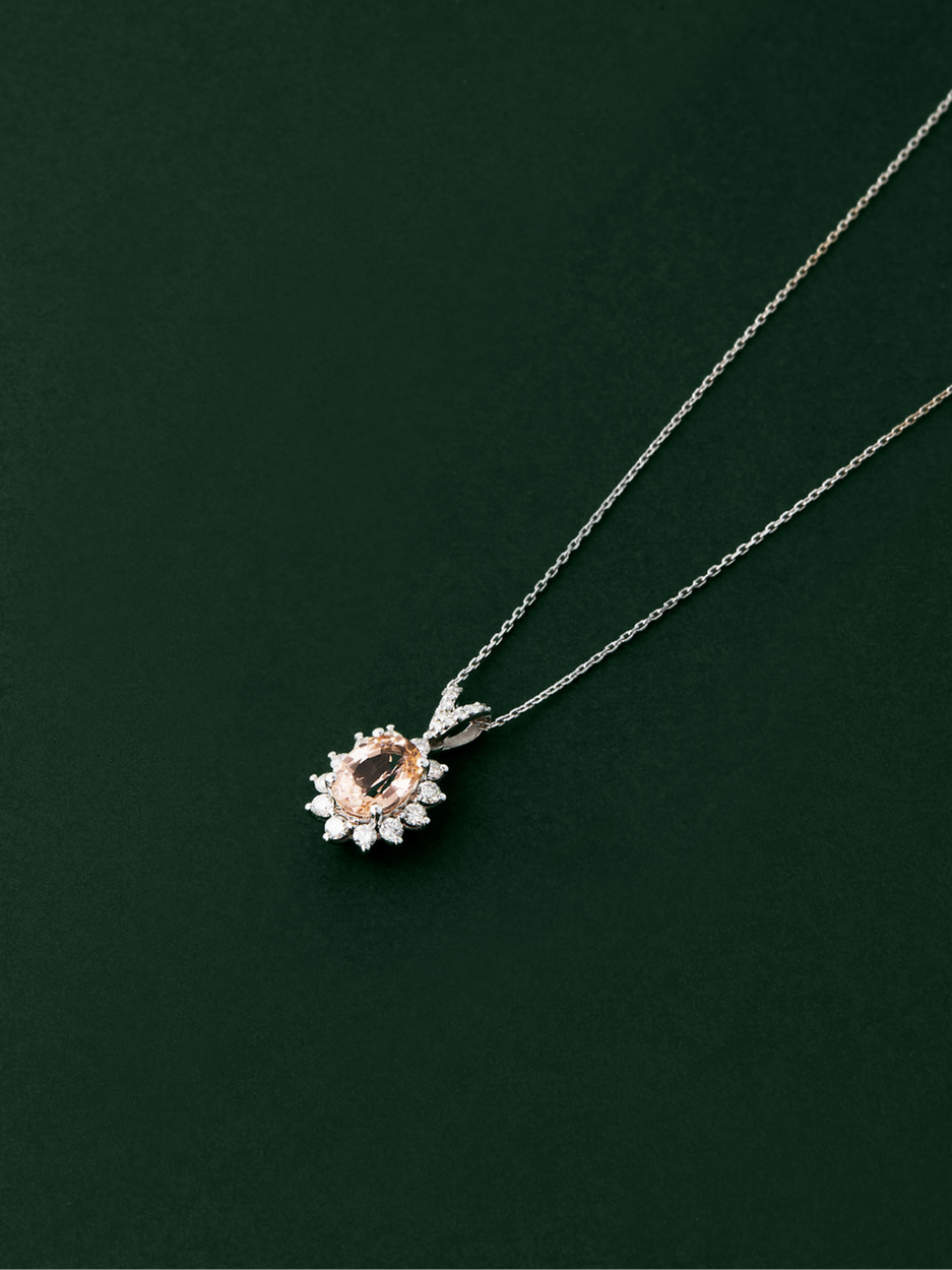 Pırlanta Oval Taş Minimalist Kolye