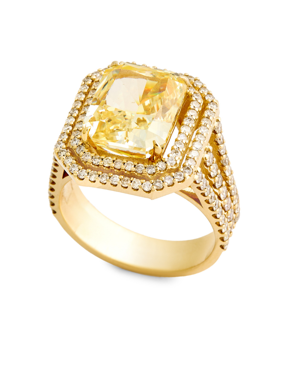 7.15 Karat Kaiser Pırlanta Radiant Yüzük