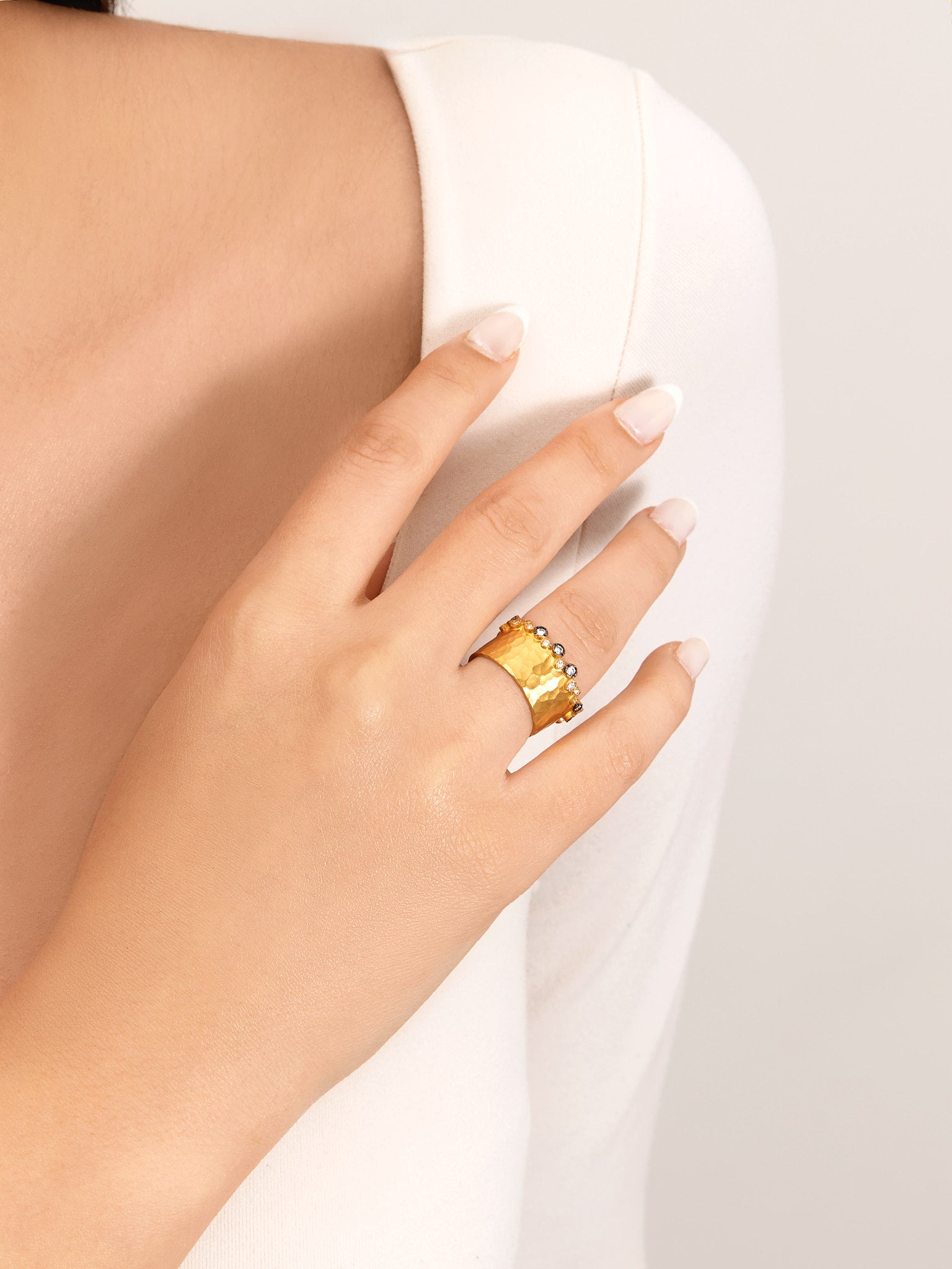 Calepia Rise Diamond Yüzük