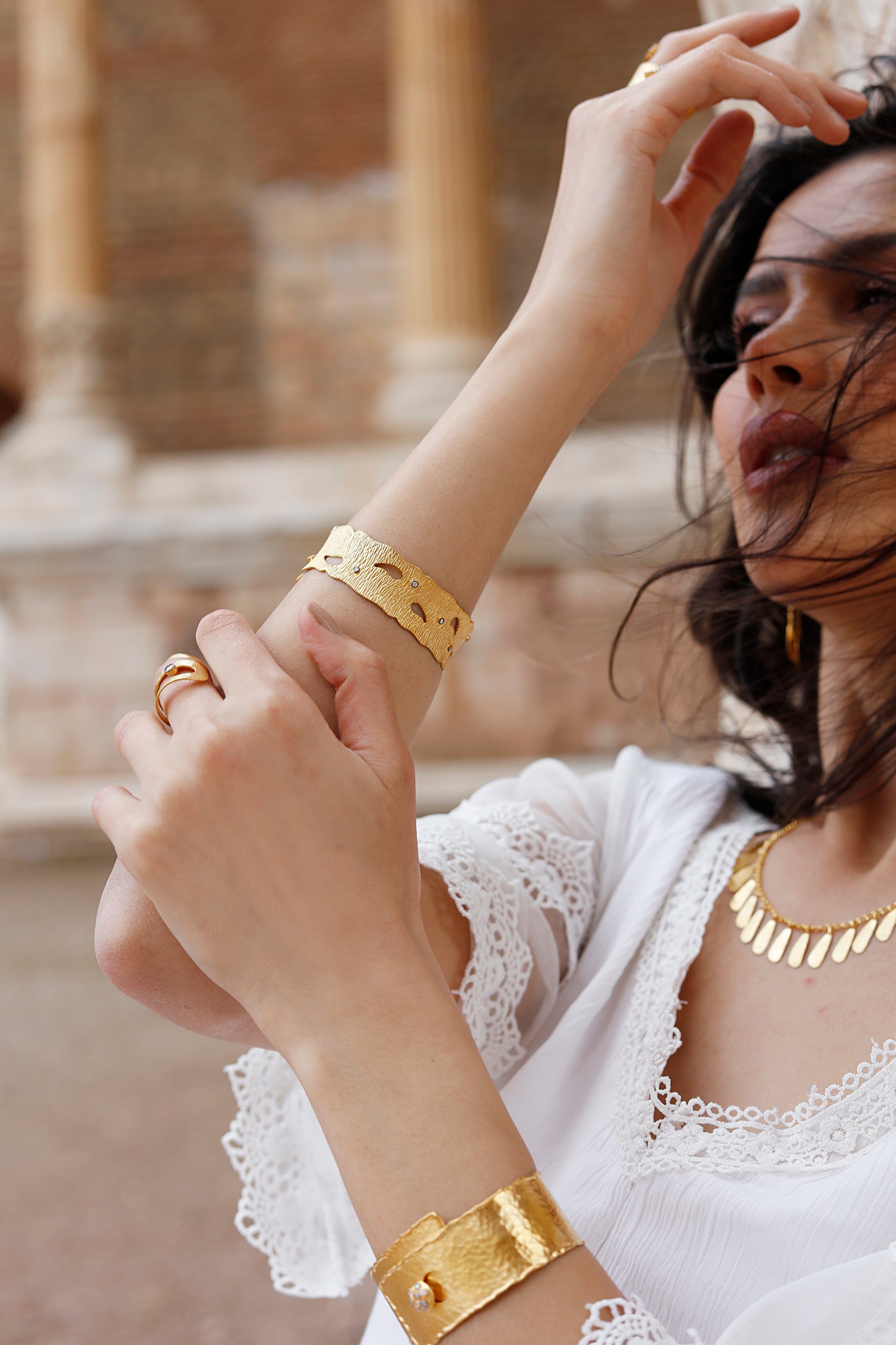 37.27 Gr. Wind Dream Altın Bileklik